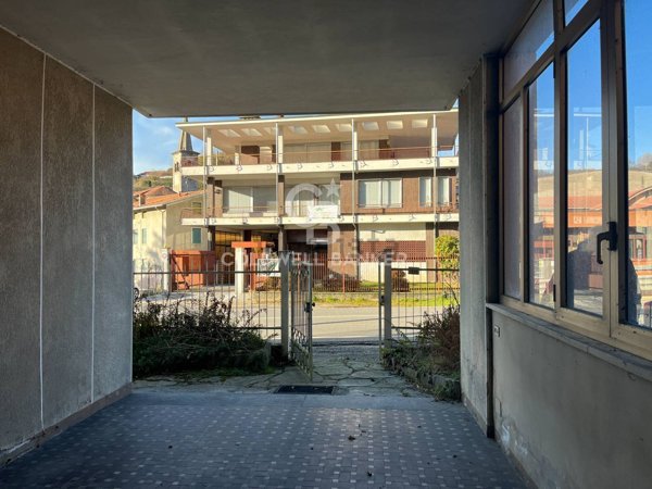 casa indipendente in vendita a Valduggia