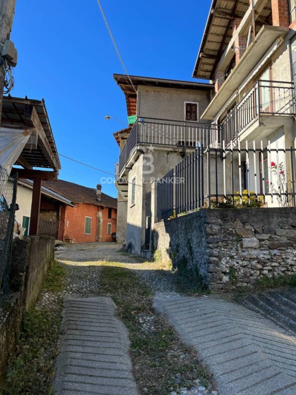 casa indipendente in vendita a Valduggia