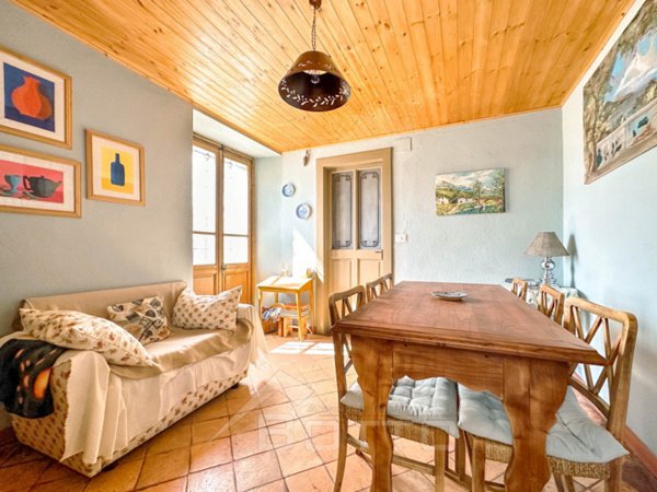 casa indipendente in vendita a Valduggia