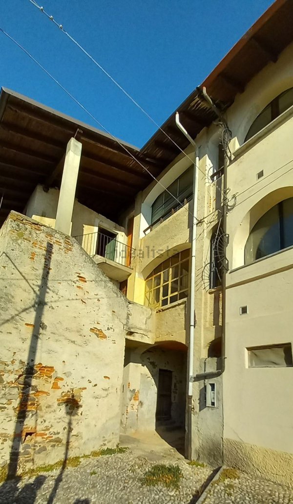 quadrivano in vendita a Valduggia