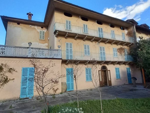 casa indipendente in vendita a Valduggia