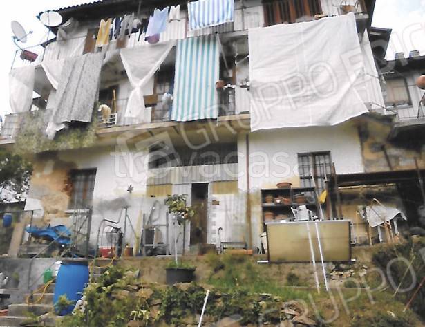 casa indipendente in vendita a Valduggia