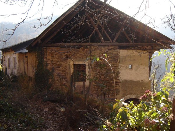 casa semindipendente in vendita a Valduggia in zona Castagnola