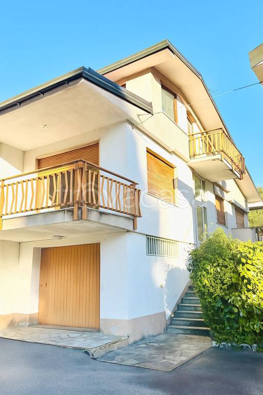 casa indipendente in vendita a Valduggia