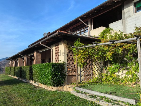 negozio in vendita a Valduggia