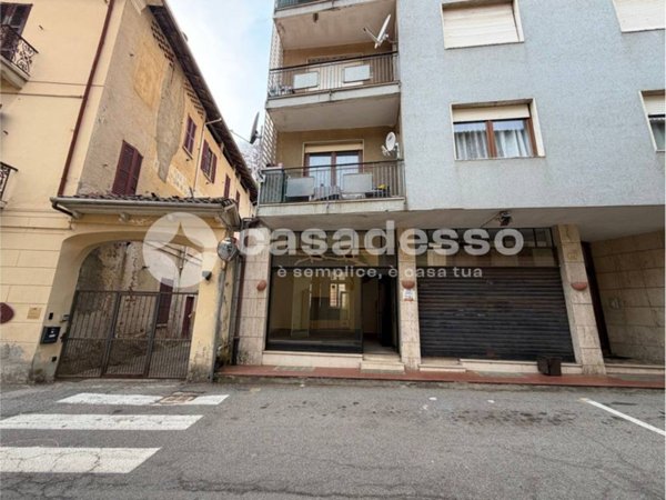negozio in vendita a Valduggia