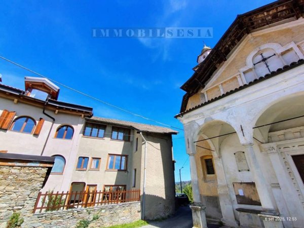 casa indipendente in vendita a Valduggia in zona Valpiana
