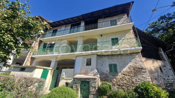 casa indipendente in vendita a Valduggia in zona Rasco