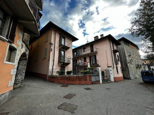 appartamento in vendita a Varallo