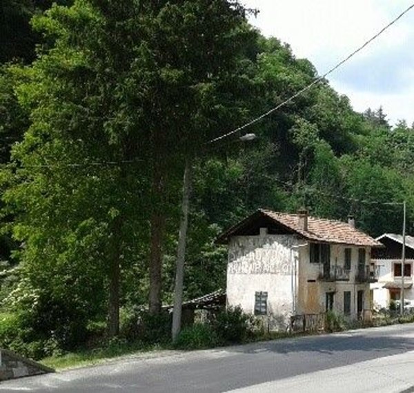 quadrivano in vendita a Varallo