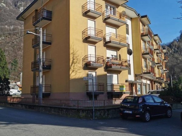 appartamento in vendita a Varallo