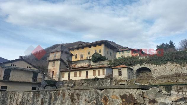 negozio in vendita a Varallo