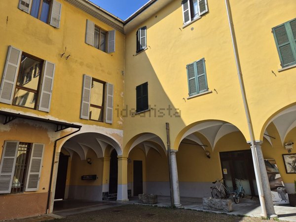 appartamento in vendita a Varallo in zona Crevola