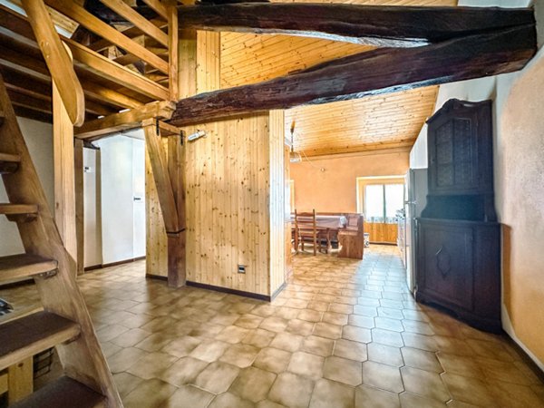 appartamento in vendita a Varallo