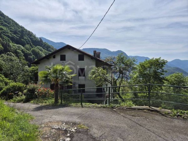 appartamento in vendita a Varallo