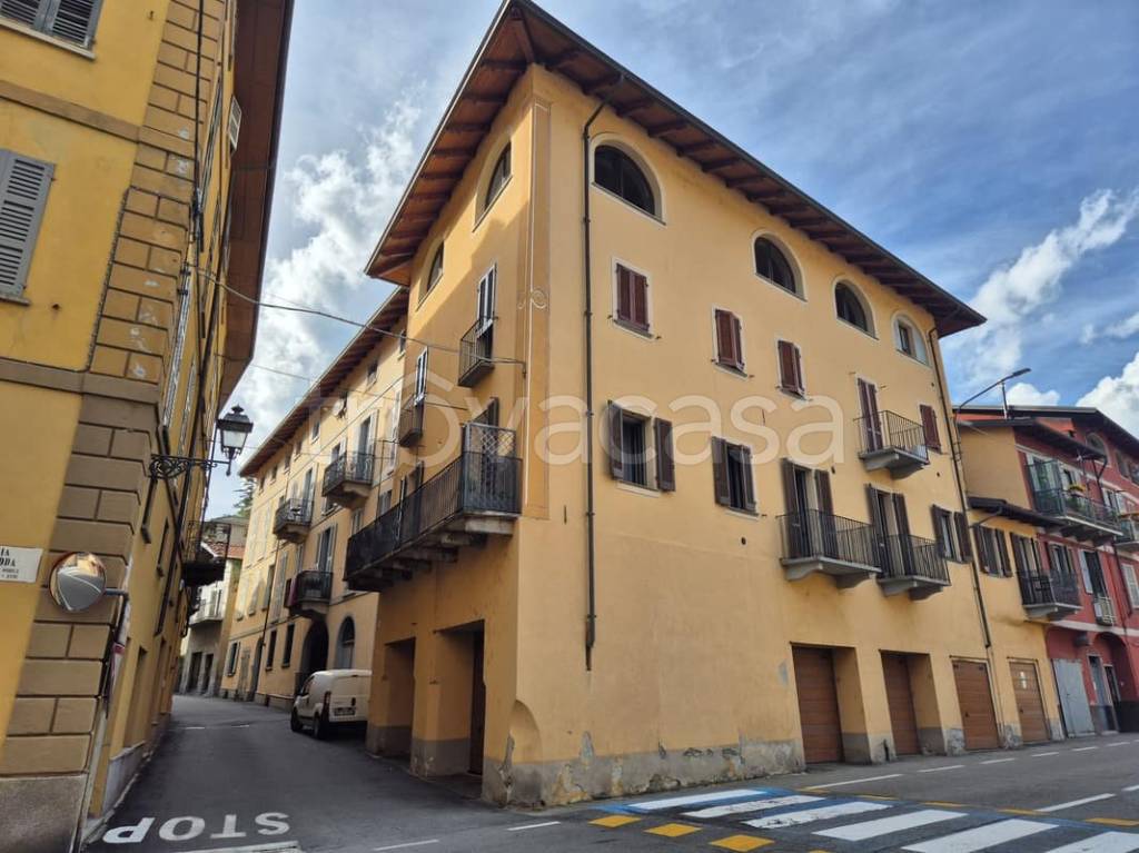 appartamento in vendita a Varallo
