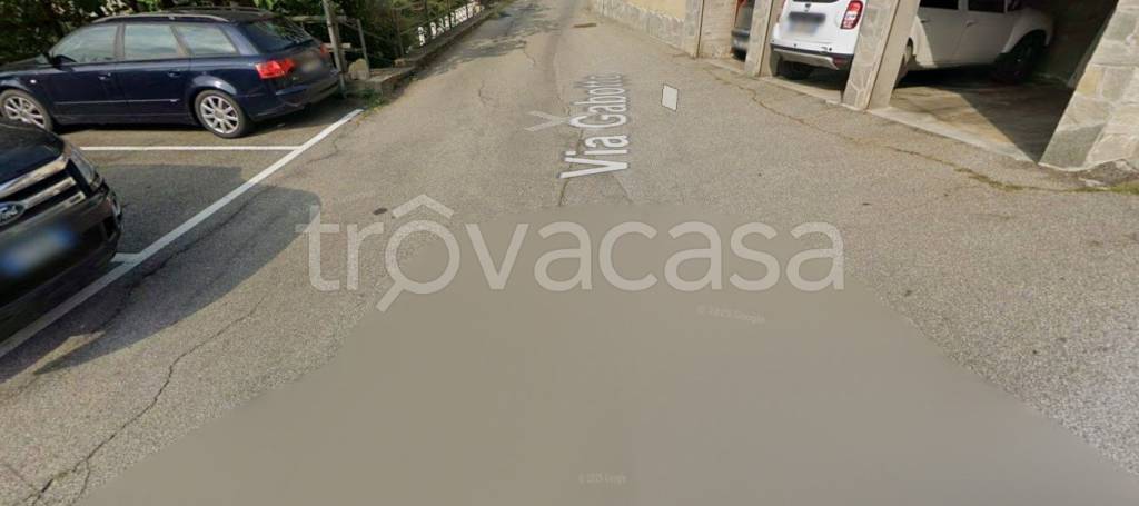 appartamento in vendita a Varallo in zona Locarno