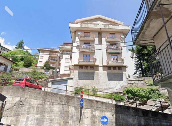 appartamento in vendita a Varallo