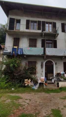 casa indipendente in vendita a Varallo