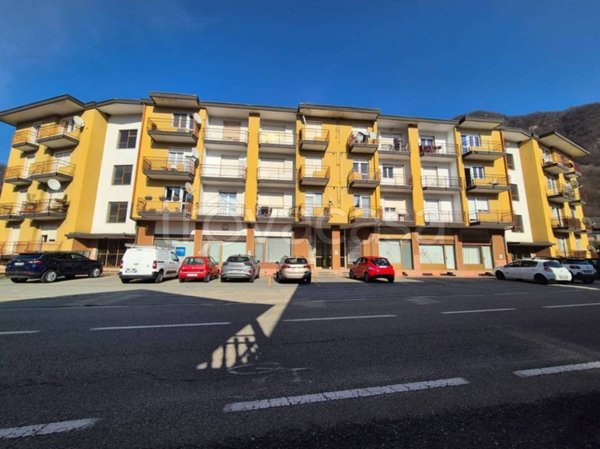 appartamento in vendita a Varallo in zona Roccapietra