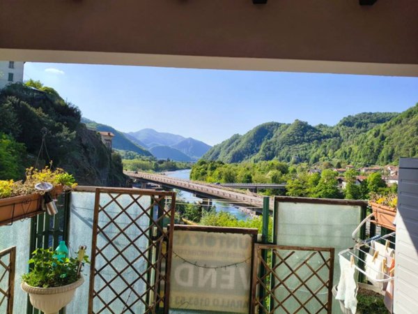 appartamento in vendita a Varallo