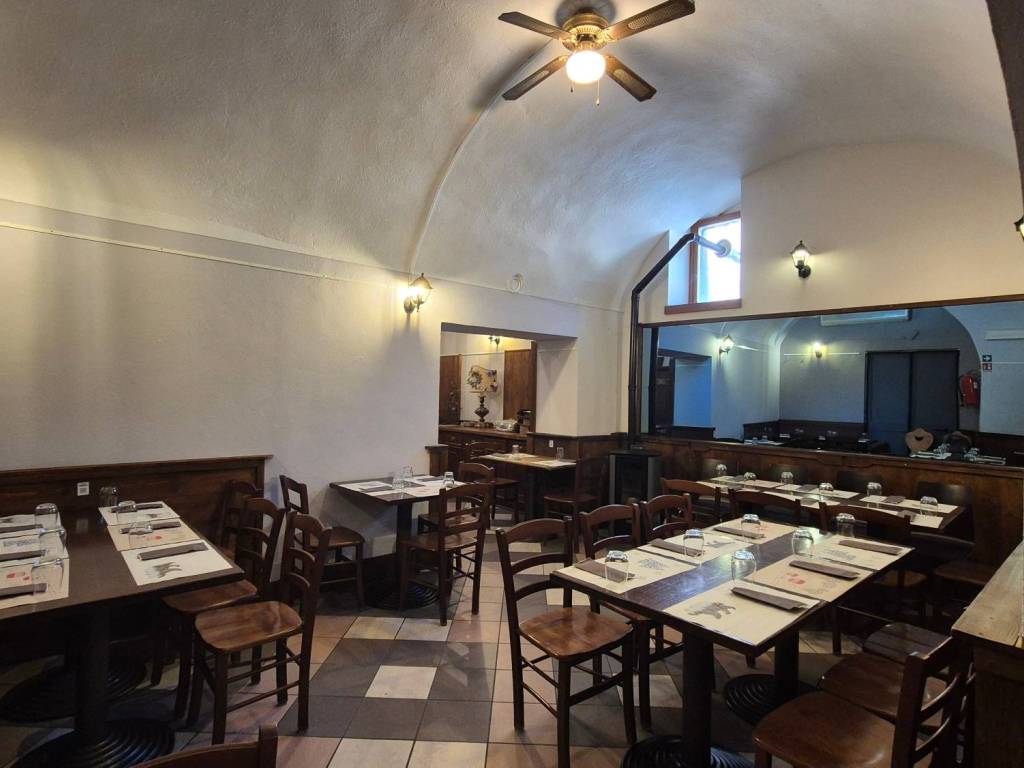 negozio in vendita a Varallo