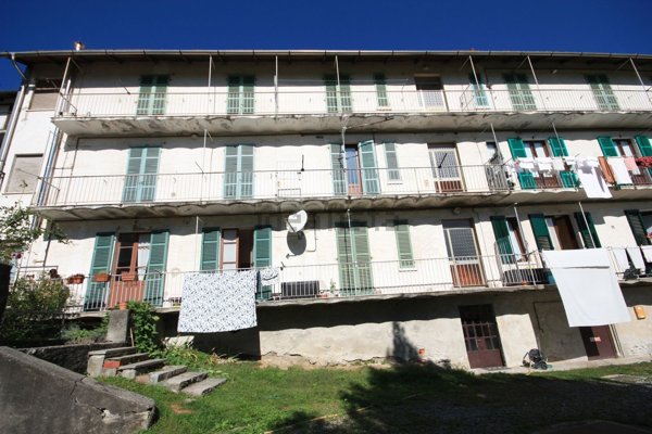 appartamento in vendita a Varallo