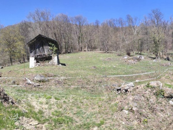 casa indipendente in vendita a Varallo