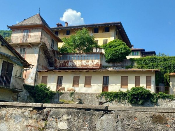 casa indipendente in vendita a Varallo