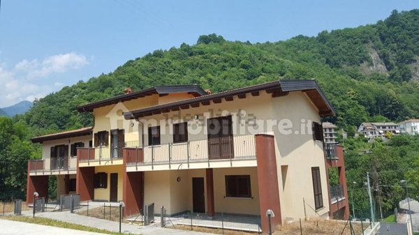 quadrivano in vendita a Varallo in zona Dovesio