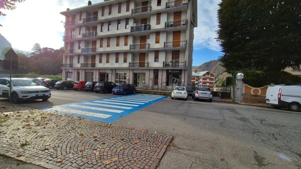 appartamento in vendita a Varallo in zona Crevola