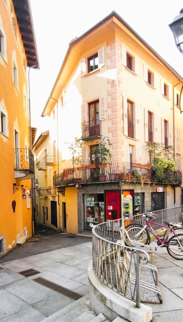 appartamento in vendita a Varallo in zona Crevola