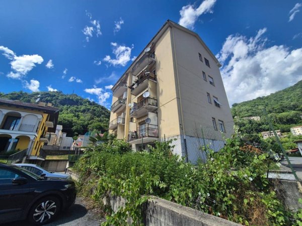 appartamento in vendita a Varallo in zona Crevola