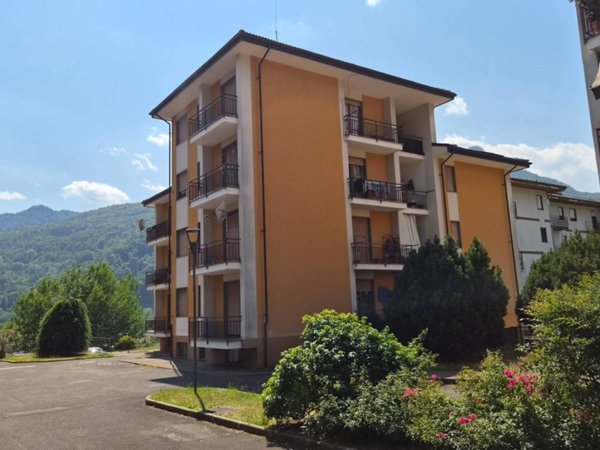 appartamento in vendita a Varallo in zona Crevola