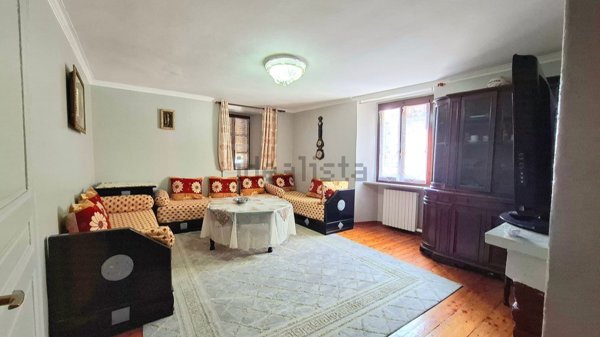 appartamento in vendita a Varallo in zona Crevola