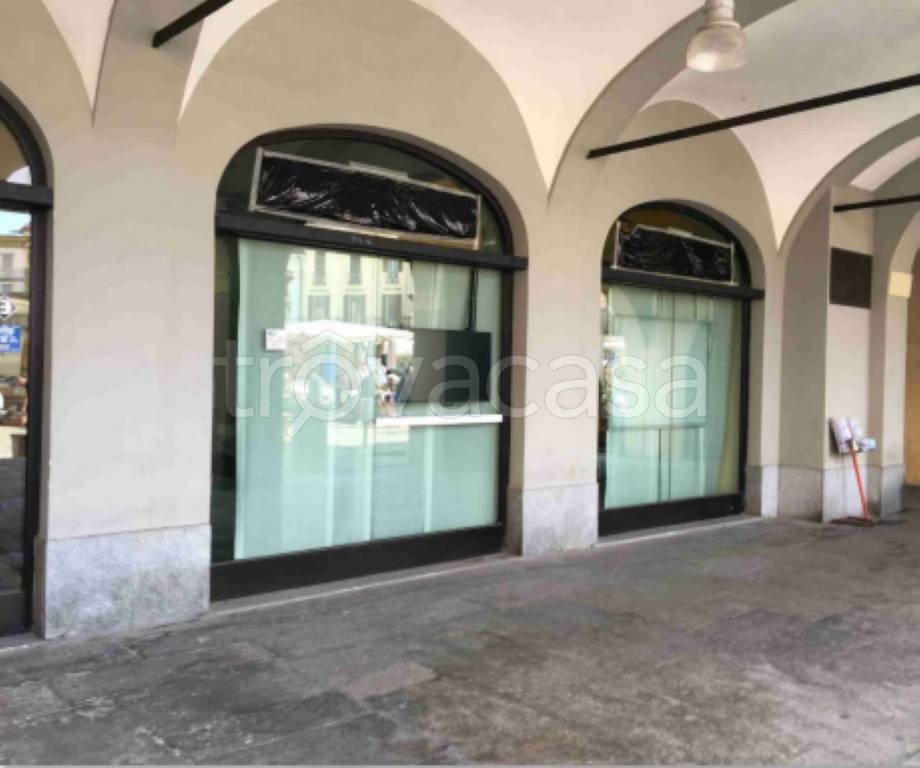 negozio in vendita a Vercelli