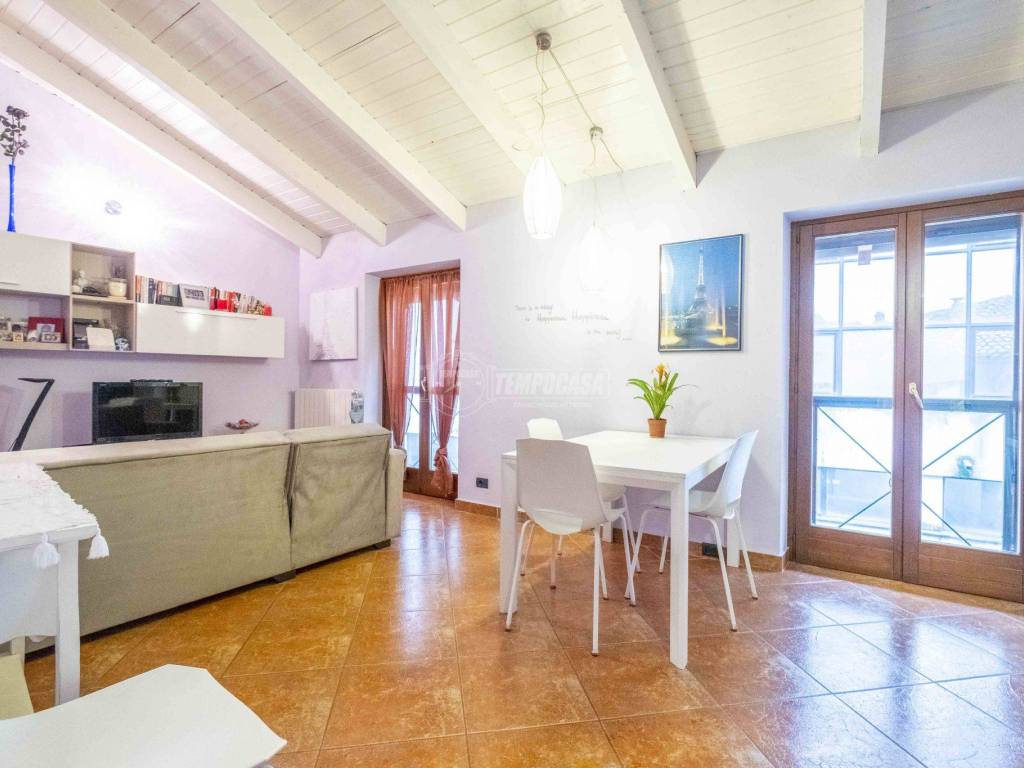 appartamento in vendita a Vercelli in zona Centro Città