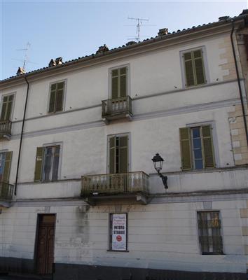 appartamento in vendita a Vercelli in zona Centro Città