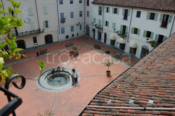 appartamento in vendita a Vercelli in zona Centro Città