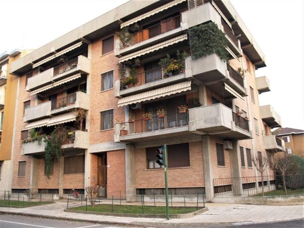 appartamento in vendita a Vercelli in zona Centro Città