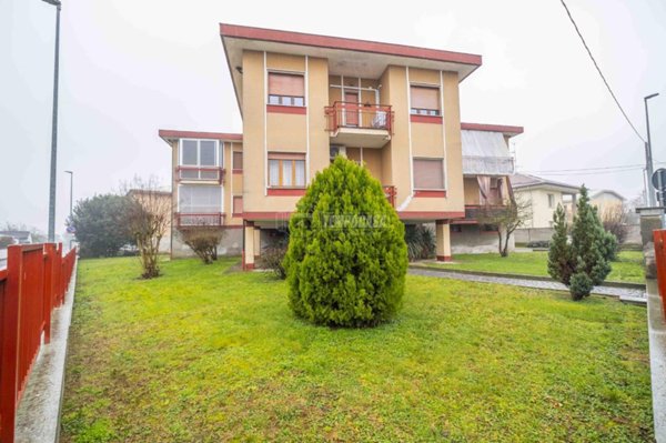 appartamento in vendita a Vercelli in zona Cappuccini