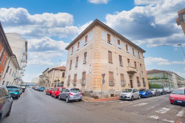 appartamento in vendita a Vercelli in zona Centro Città