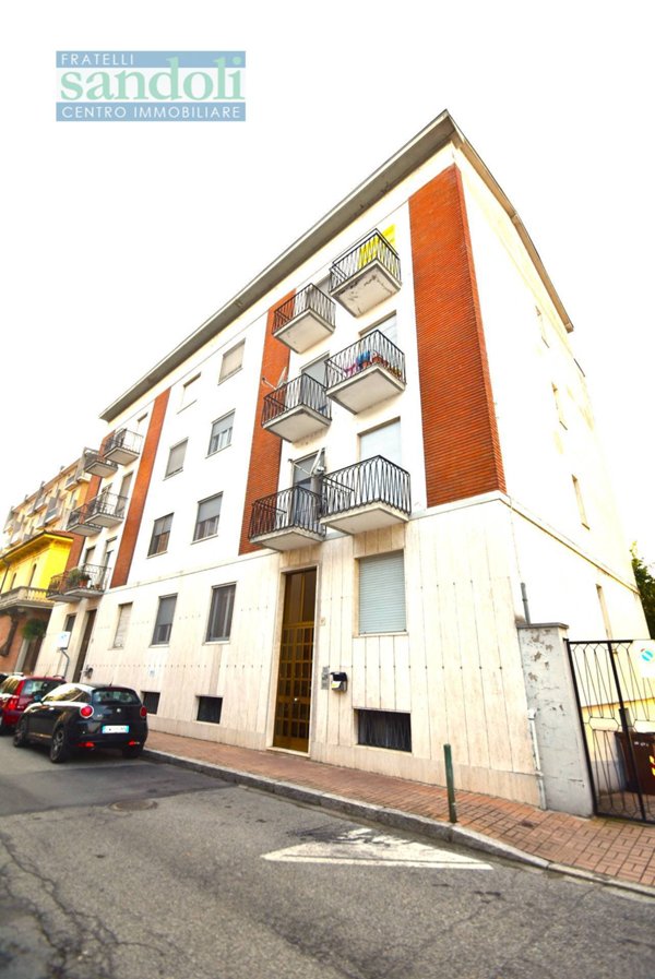 appartamento in vendita a Vercelli in zona Centro Città