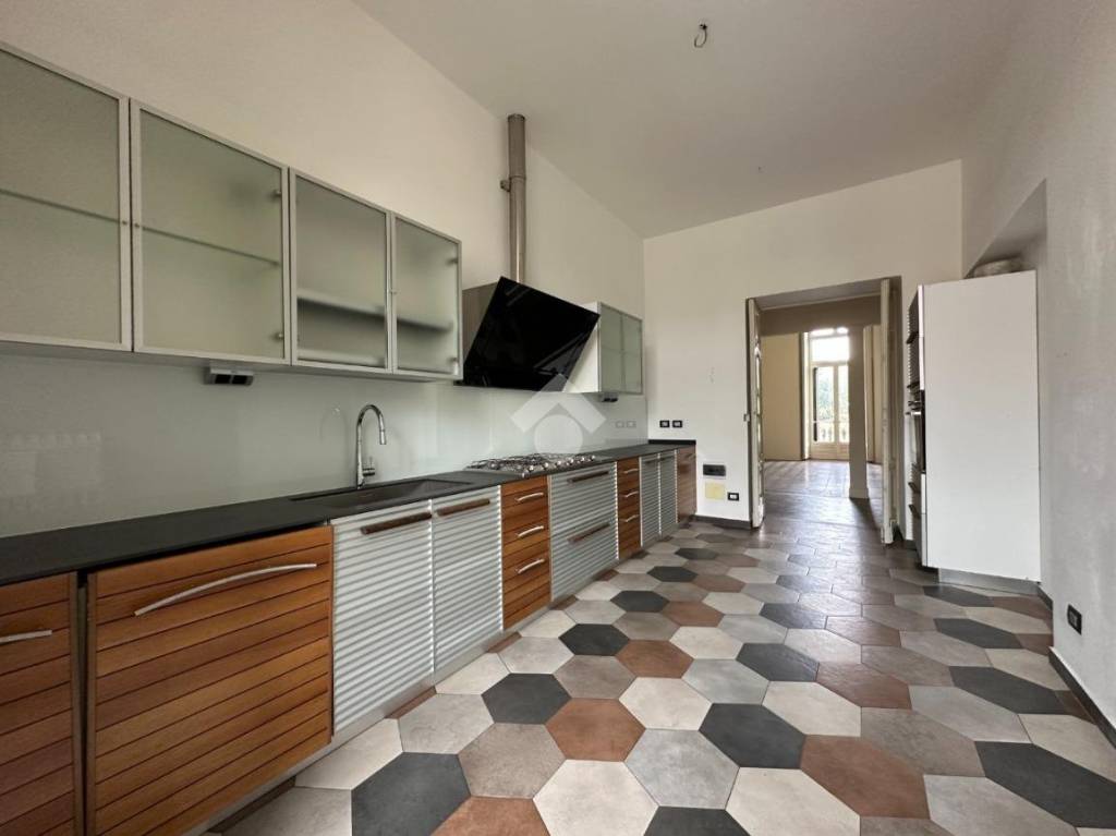 appartamento in vendita a Vercelli in zona Centro Città