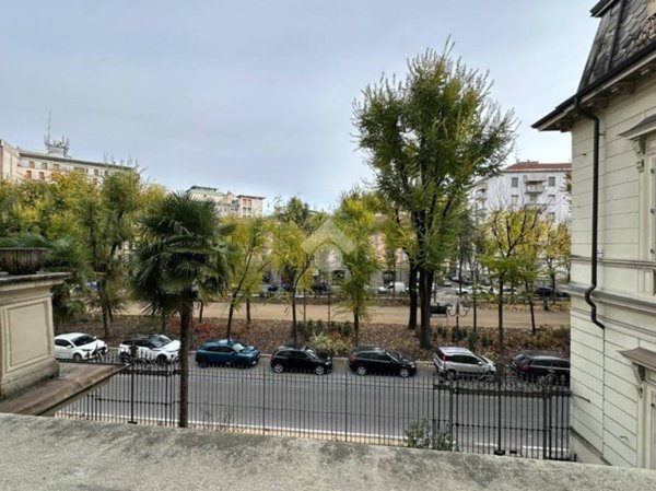 appartamento in vendita a Vercelli in zona Centro Città