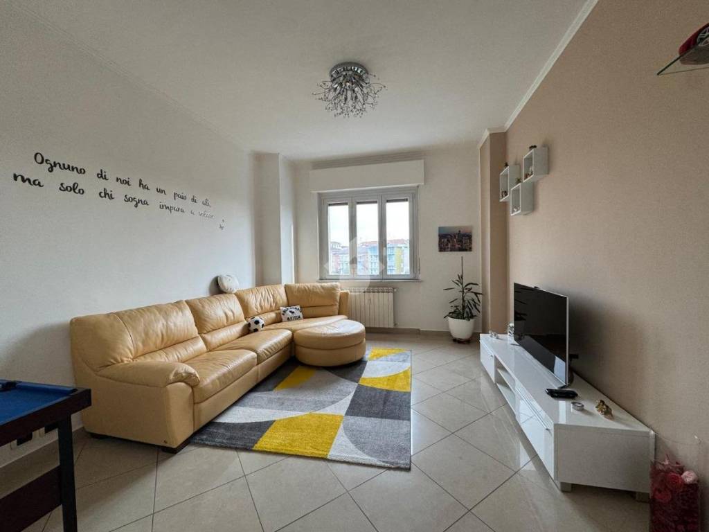 appartamento in vendita a Vercelli in zona Centro Città