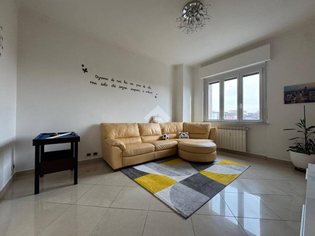 appartamento in vendita a Vercelli in zona Centro Città