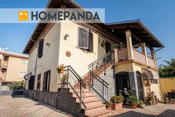 casa indipendente in vendita a Vercelli in zona Cappuccini