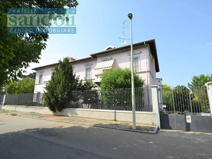 casa indipendente in vendita a Vercelli in zona Corso Italia