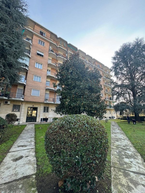 appartamento in vendita a Vercelli in zona Ospedale
